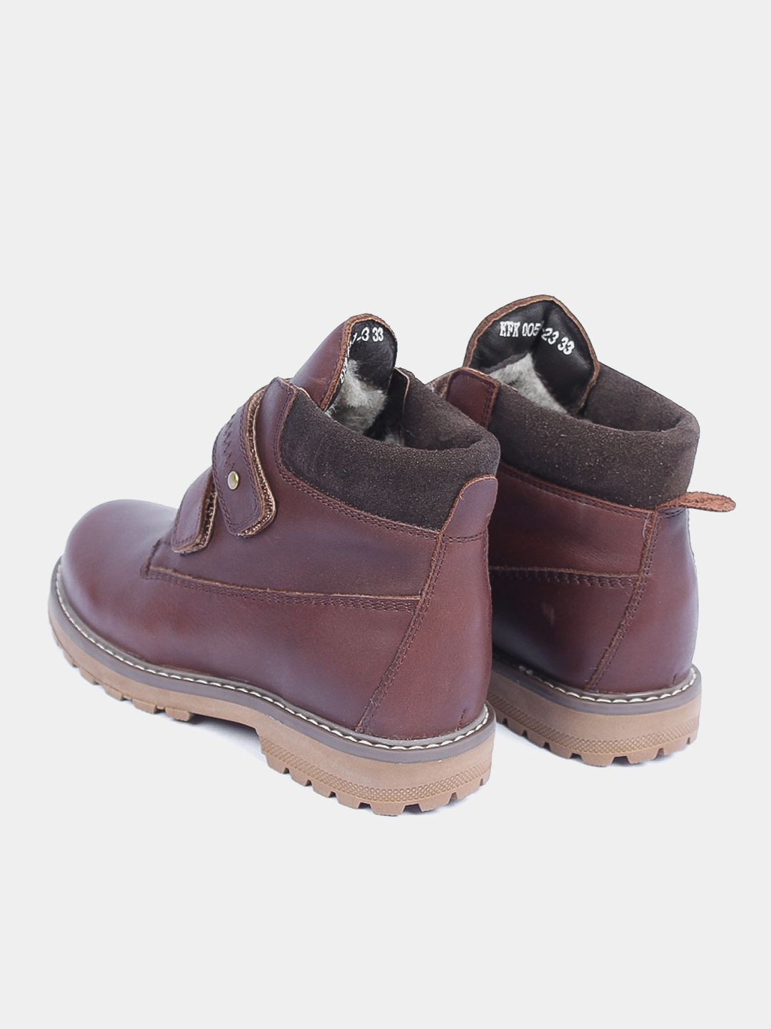 Children’s winter boots made of genuine leather, with fur lining, waterproof. view 3