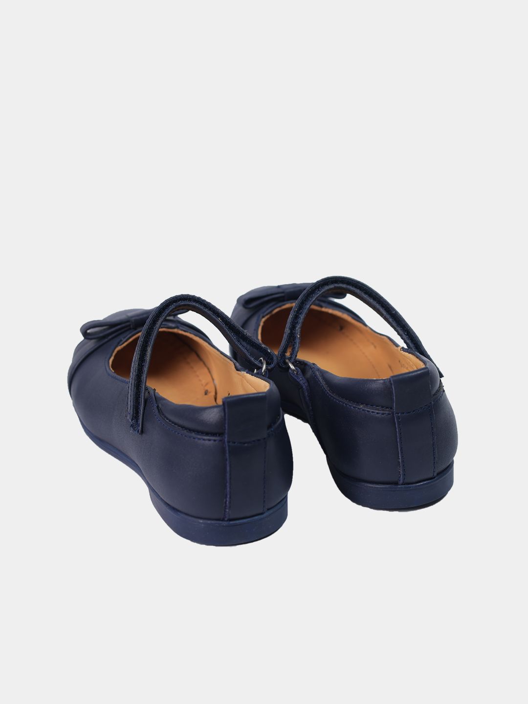 School shoes made of genuine leather view 3