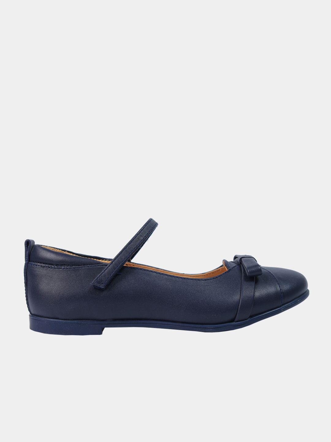 School shoes made of genuine leather view 2