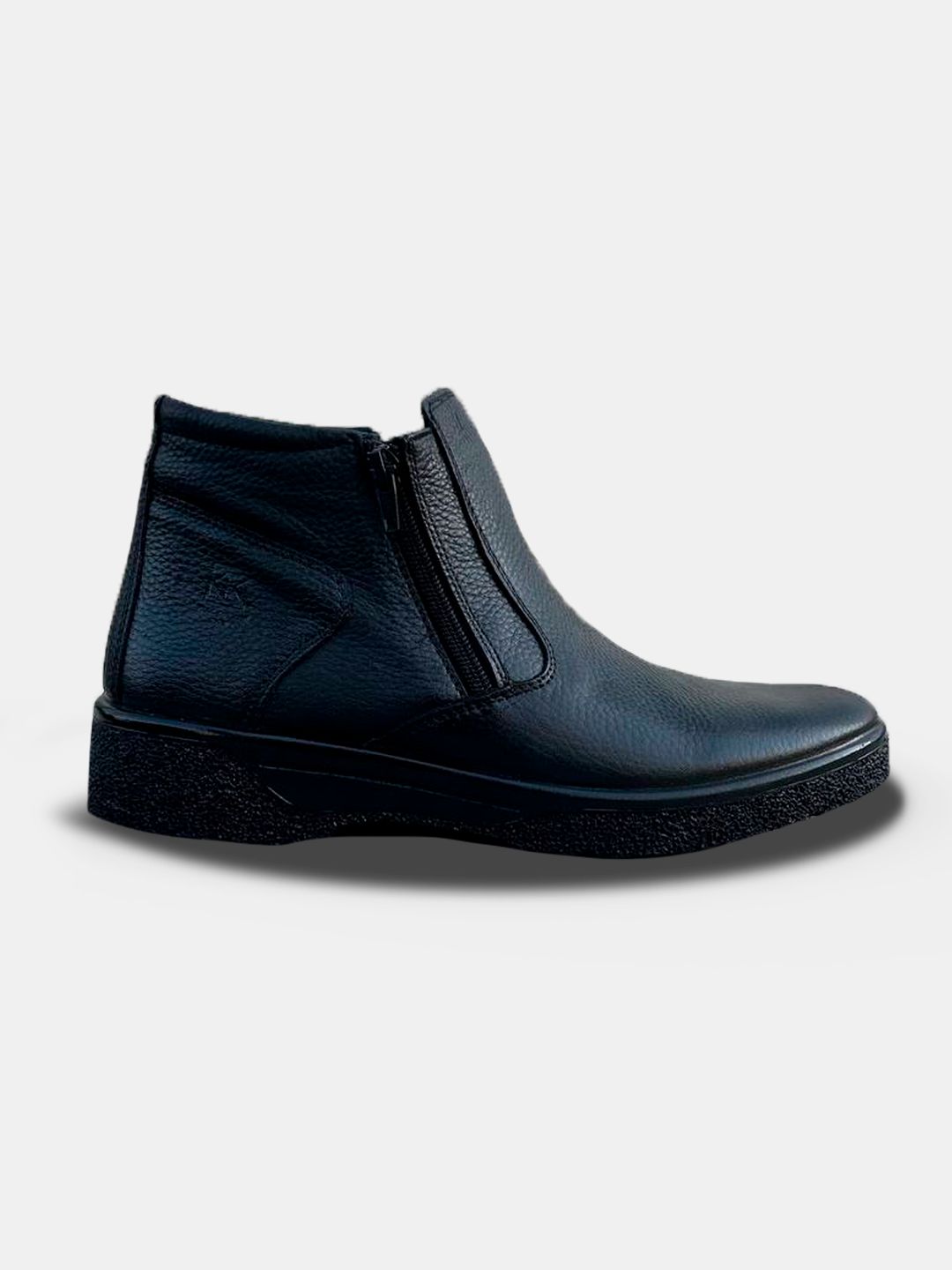 Men's boots made of genuine leather, with fur view 4