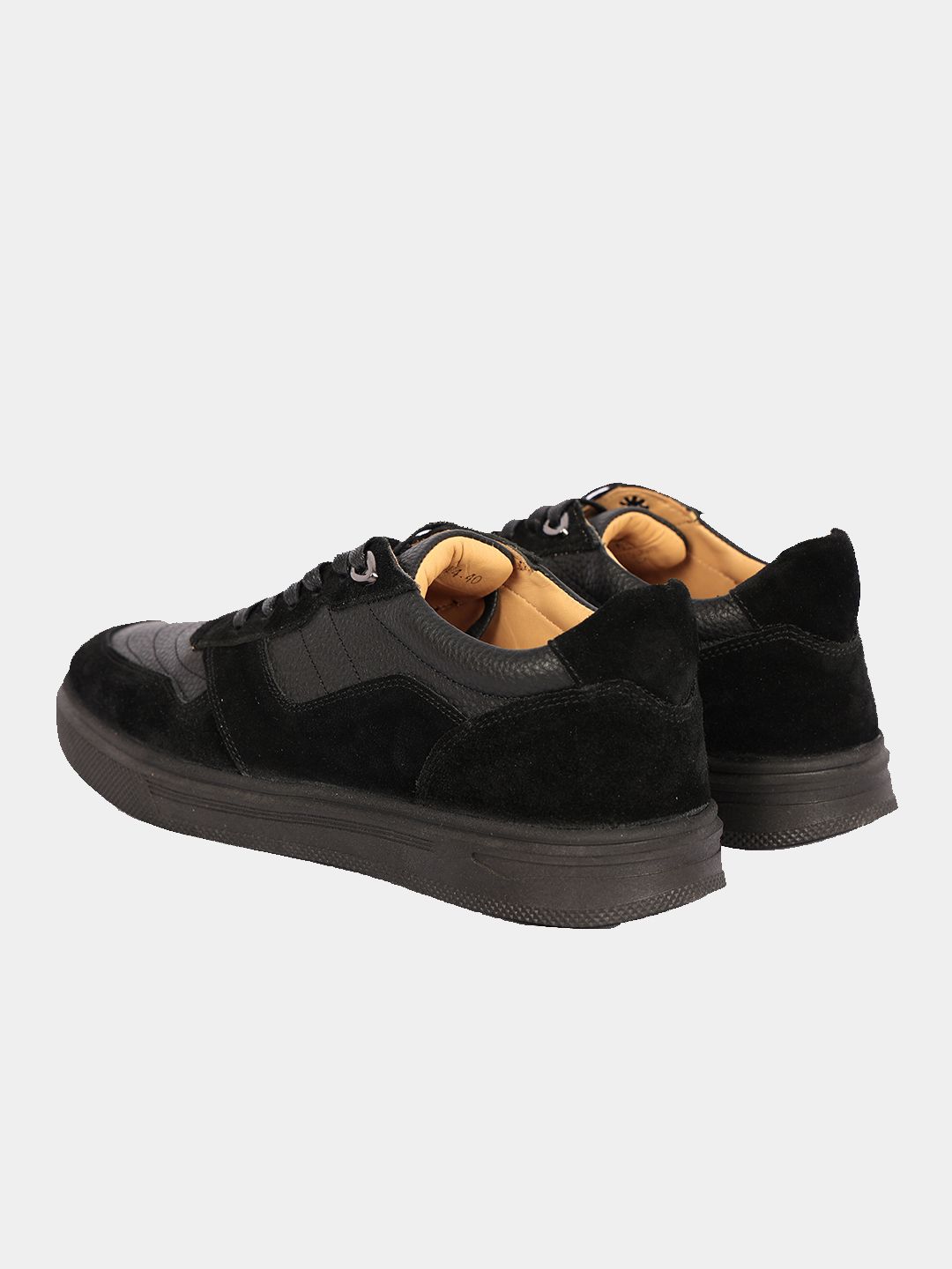 Men's sneakers made of genuine leather view 3